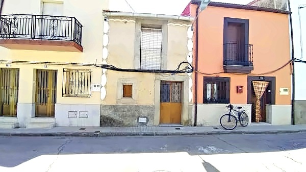 Vivienda en Zarza la Mayor, Cáceres
