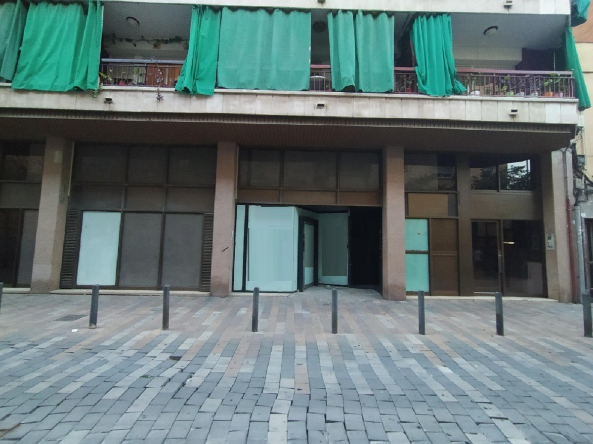 Local en Badalona, Barcelona