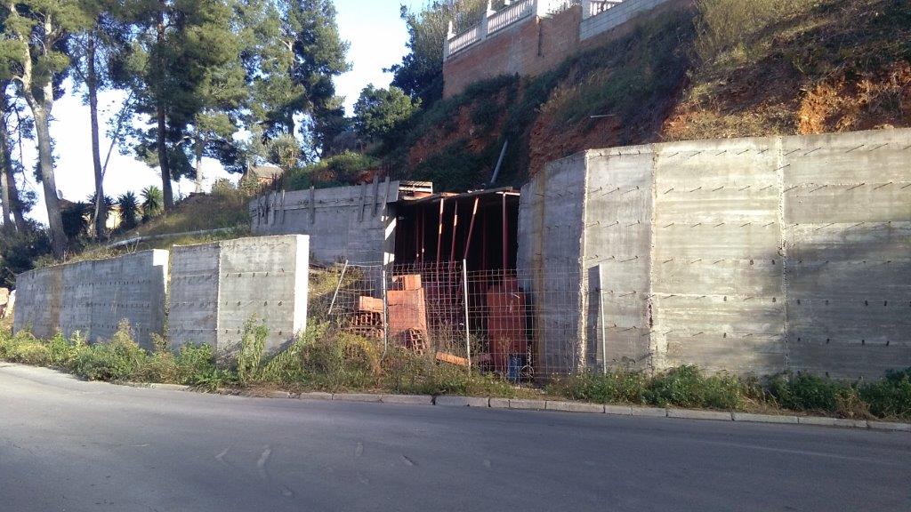 En Construccion en Santa Coloma de Cervelló, Barcelona