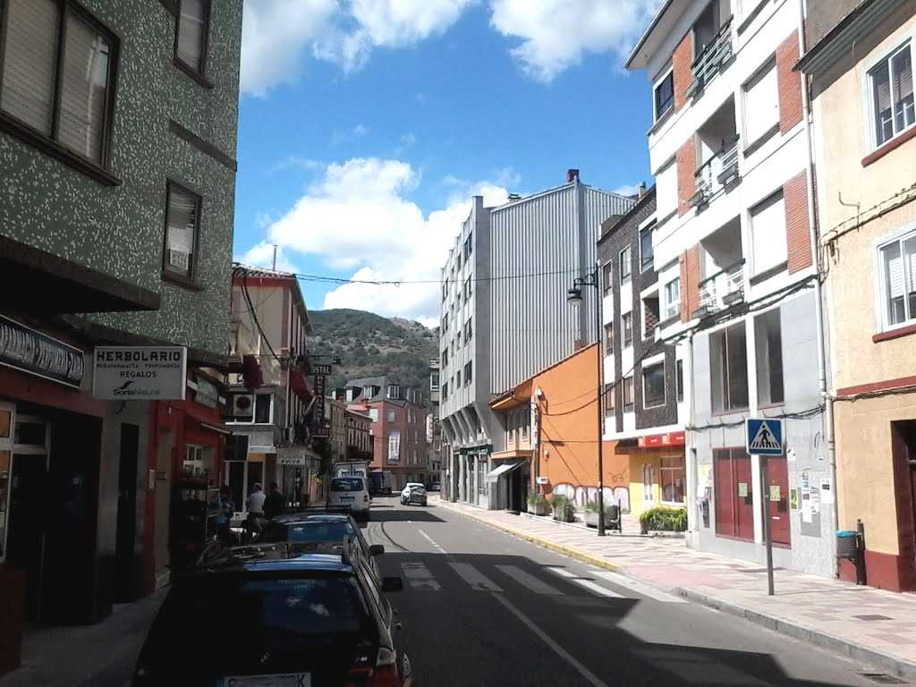 Oficina en Cistierna, León
