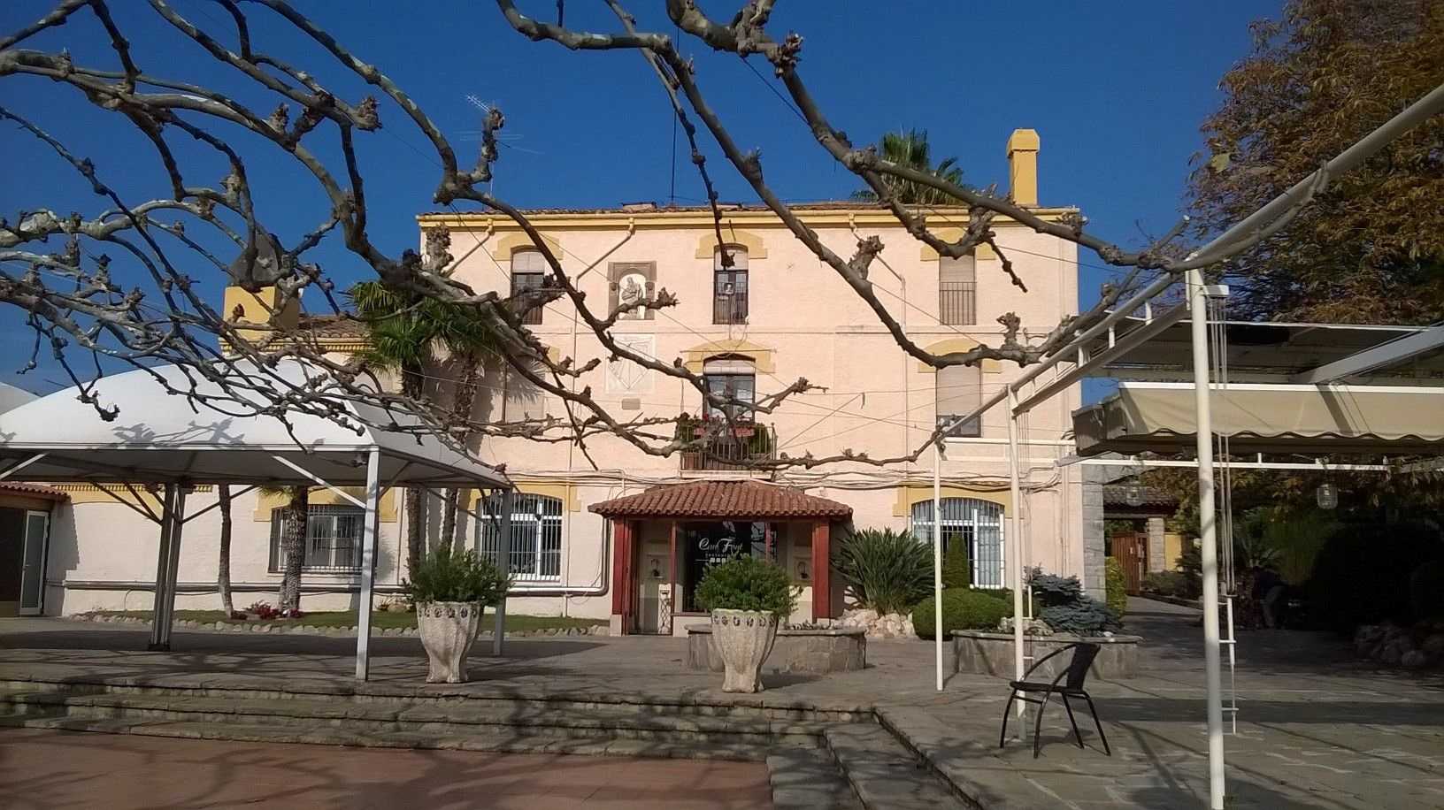 Edificio en Castellar del Vallès, Barcelona
