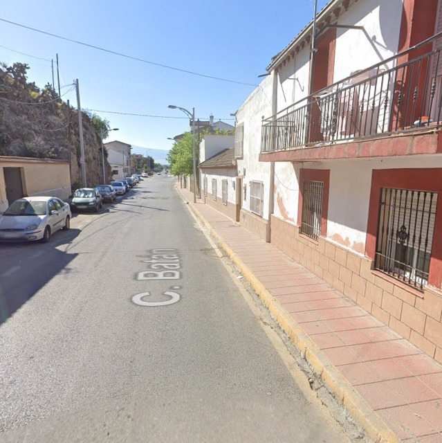 Vivienda en Pinos Puente, Granada