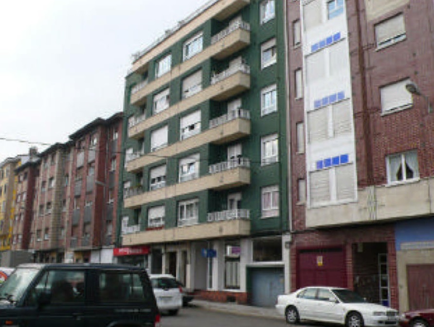 Local en Lena, Asturias