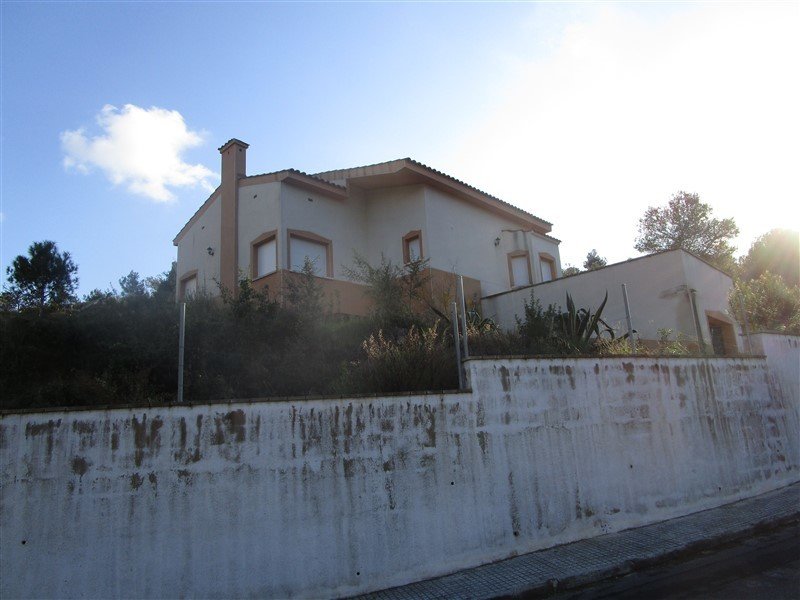 Av Jardines