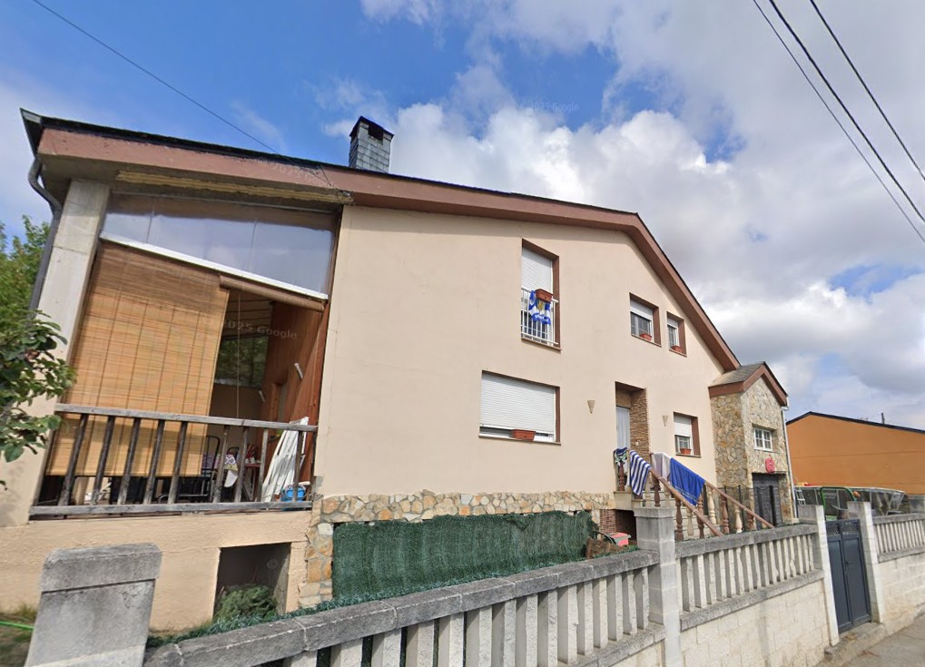 Vivienda en Villadecanes, León