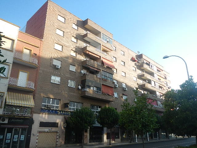 Local en Badajoz, Badajoz