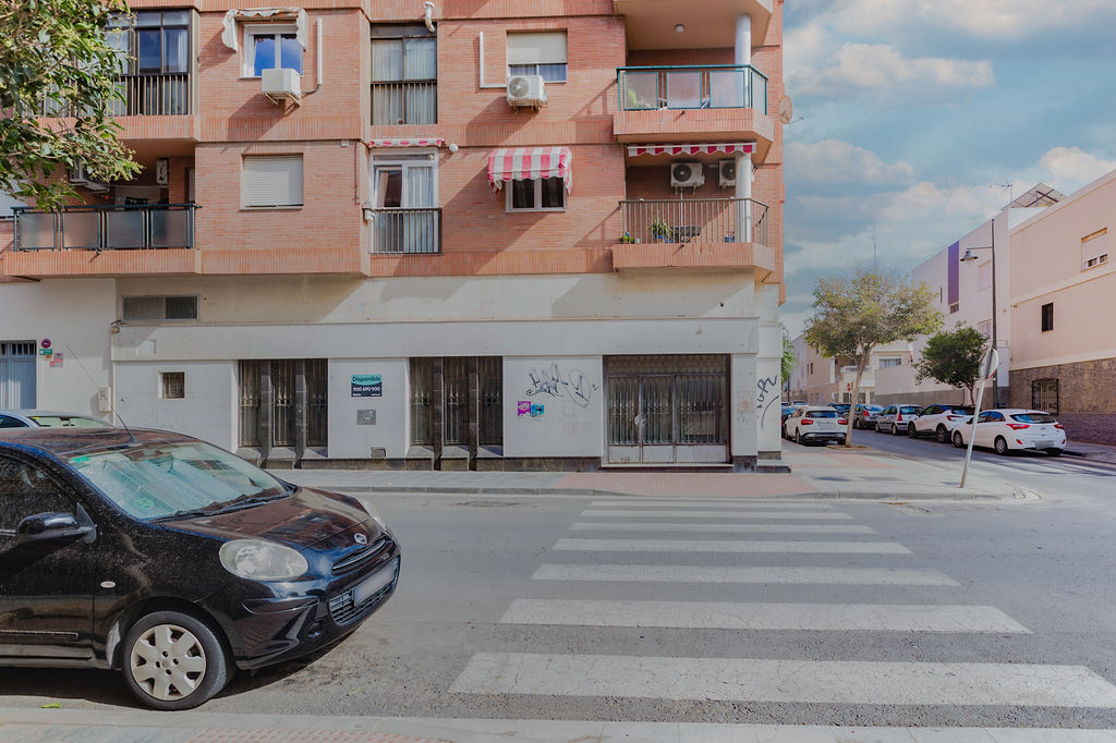 Local en Almería, Almería