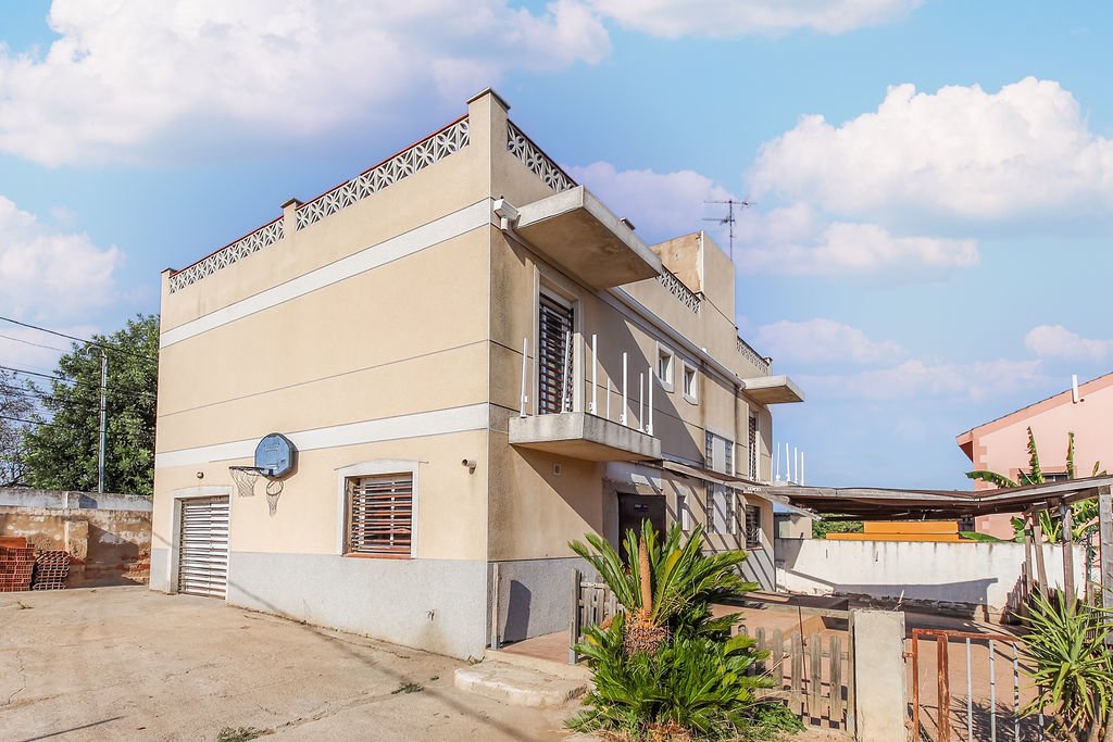 C/ Francoli - Urb. Manous I -