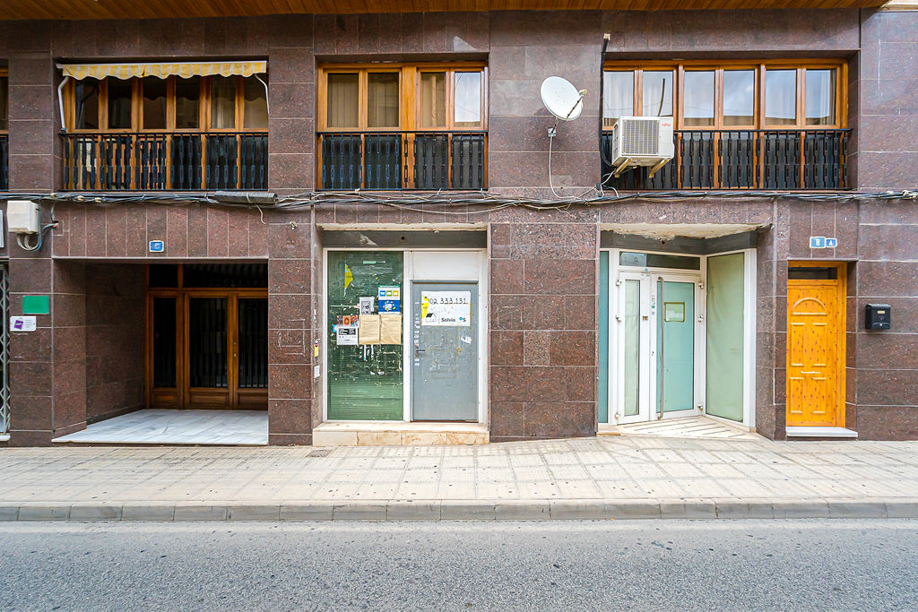 Local en Crevillent, Alicante/Alacant
