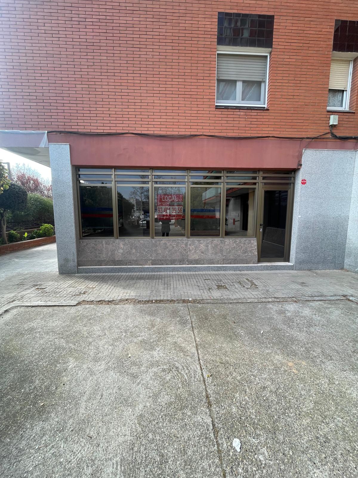 Local en Sant Boi de Llobregat, Barcelona