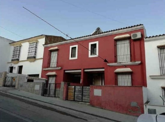 C/ Alameña