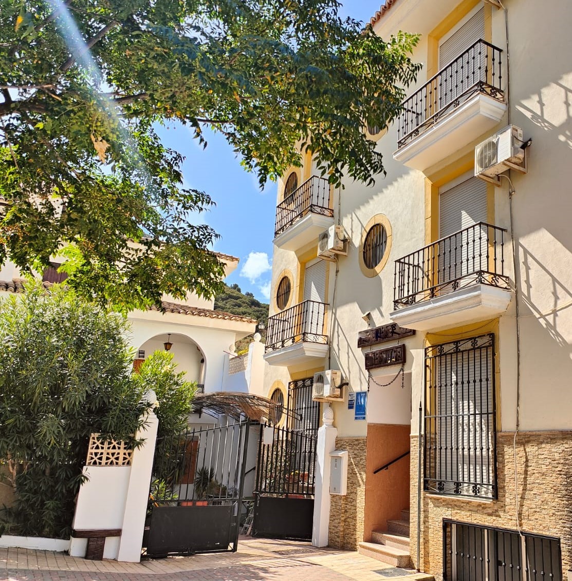 Edificio en Cambil, Jaén