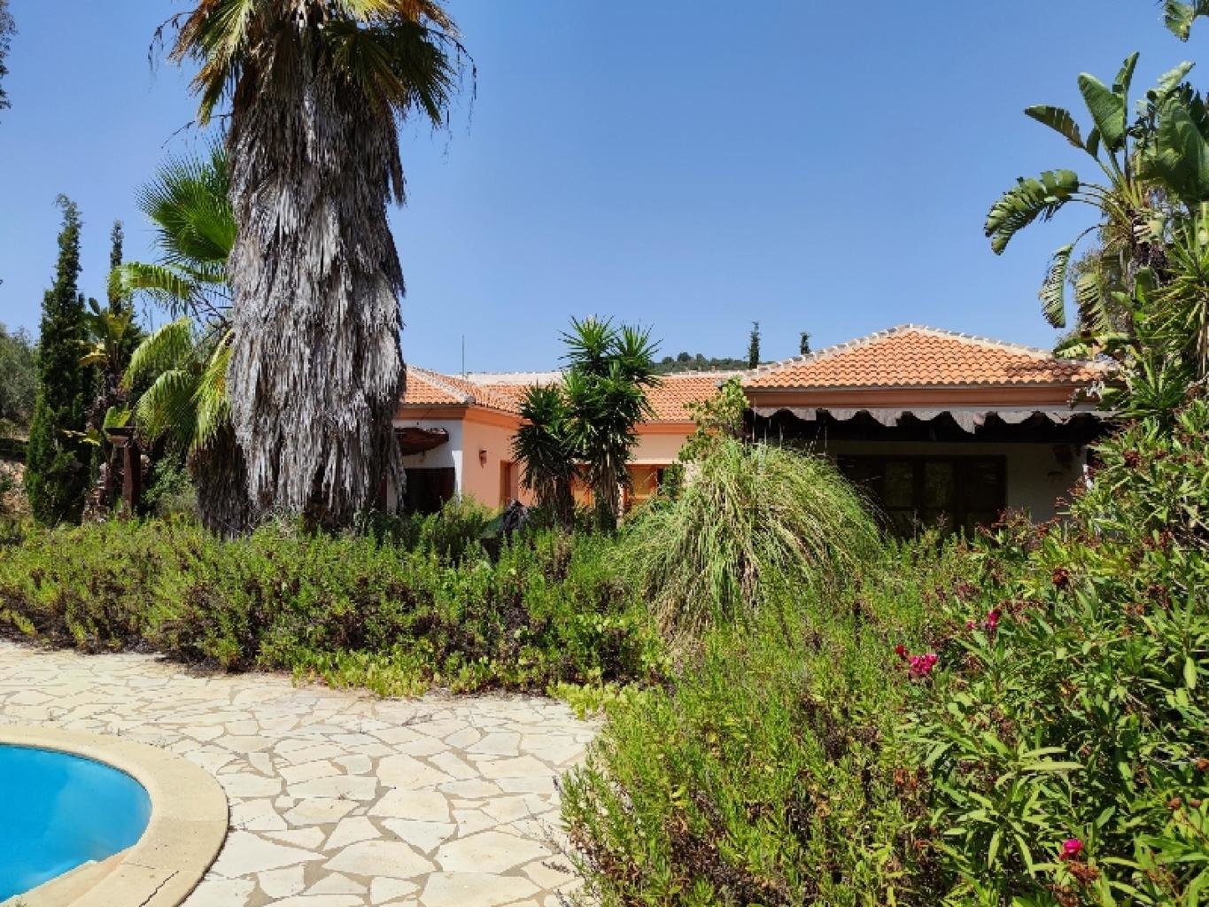 Lg Pago Parador