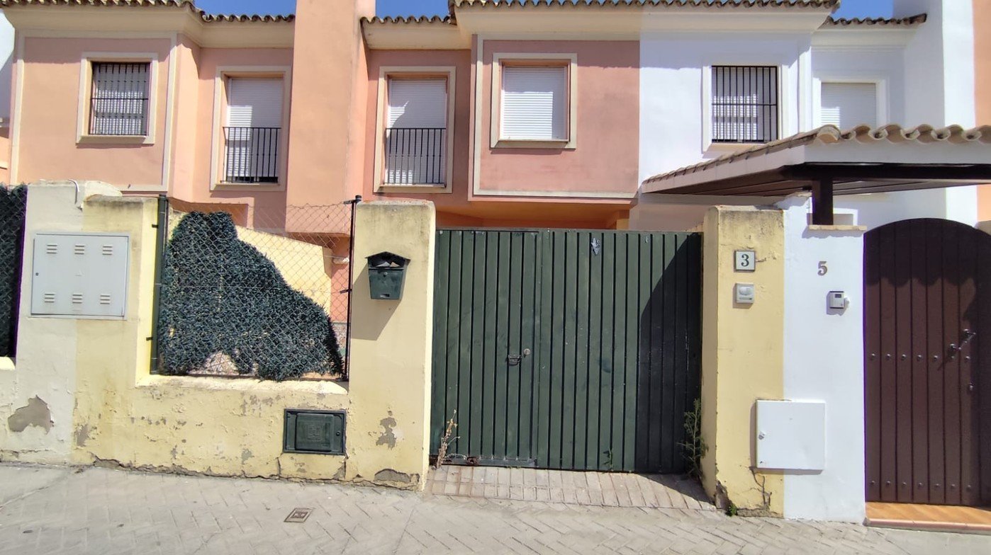 Av Juan Peña - El Lebrijano - Res Ceret, Pago Dulce                                  