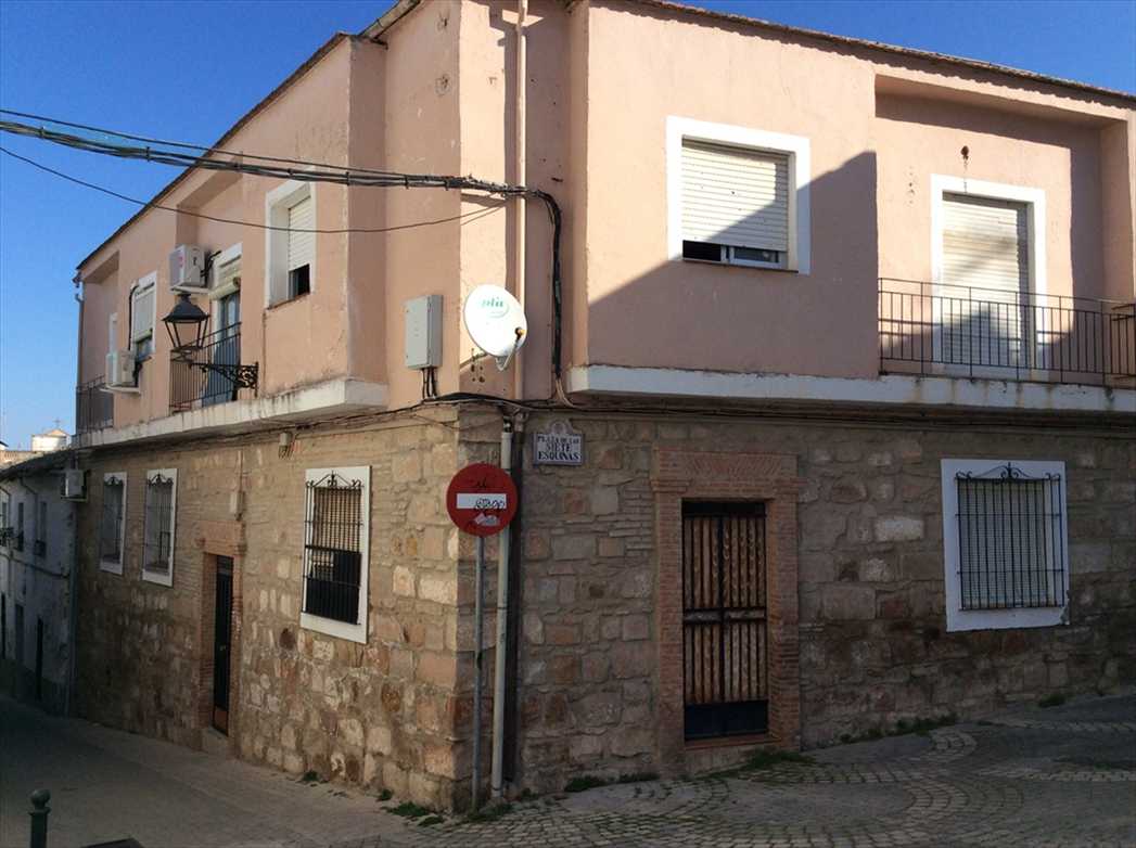 Edificio en Linares, Jaén