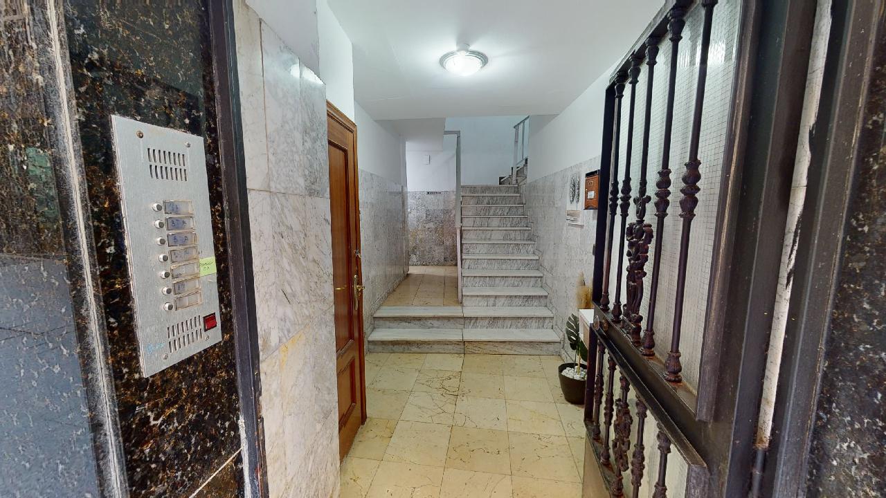 Edificio en Jaén, Jaén