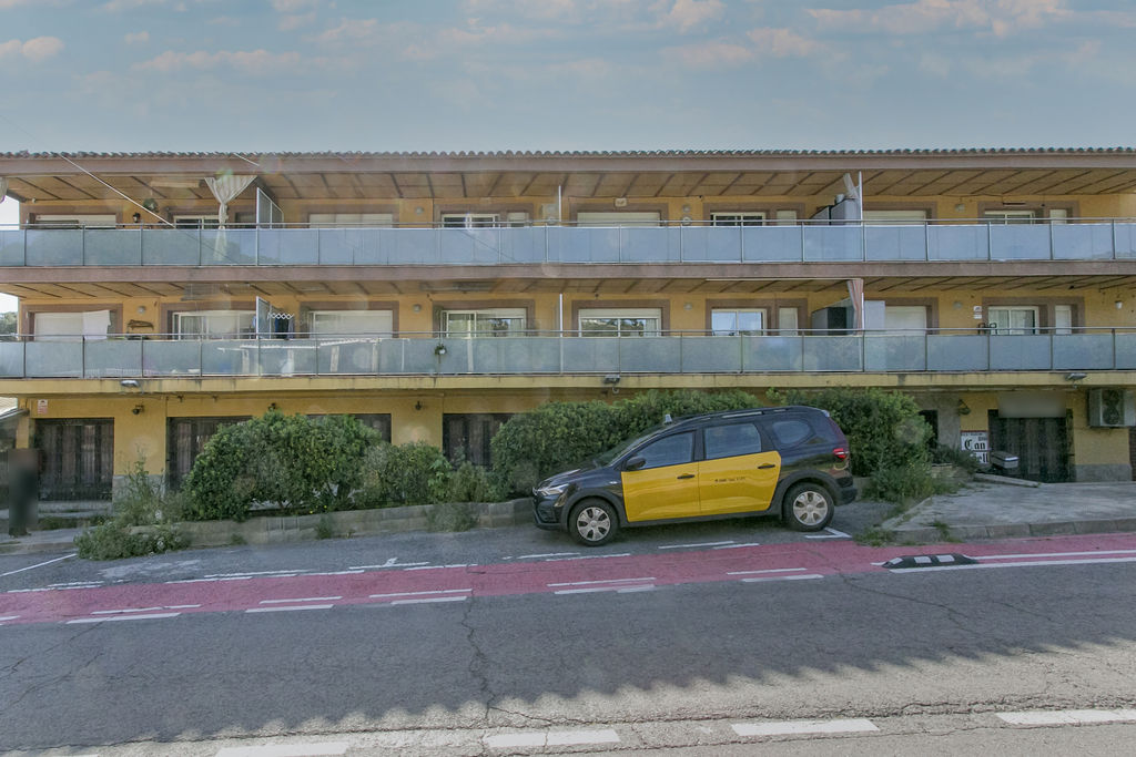 Local en Torrelles de Llobregat, Barcelona