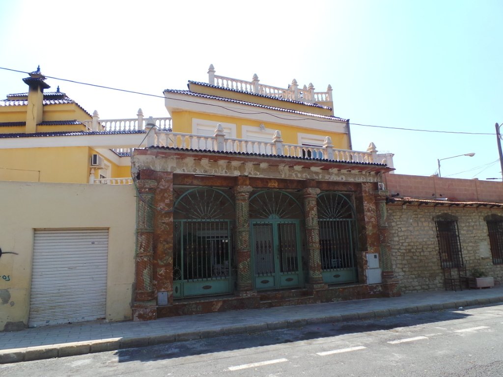 Calle Juan de Garay