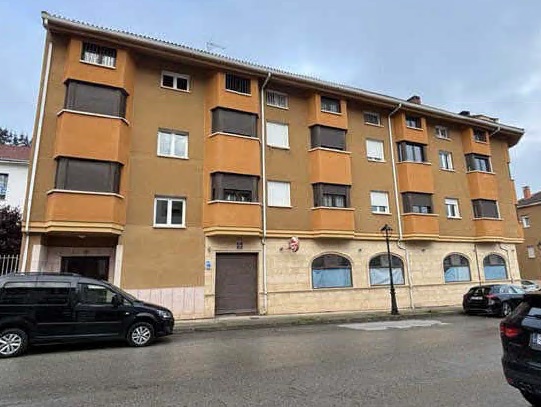 Vivienda en Pradoluengo, Burgos