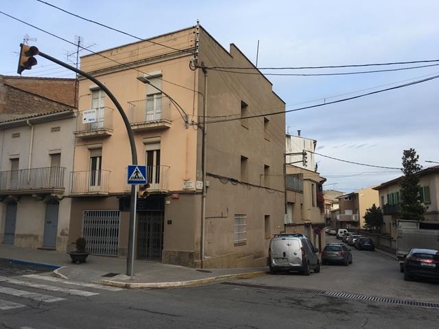 Edificio en Navàs, Barcelona