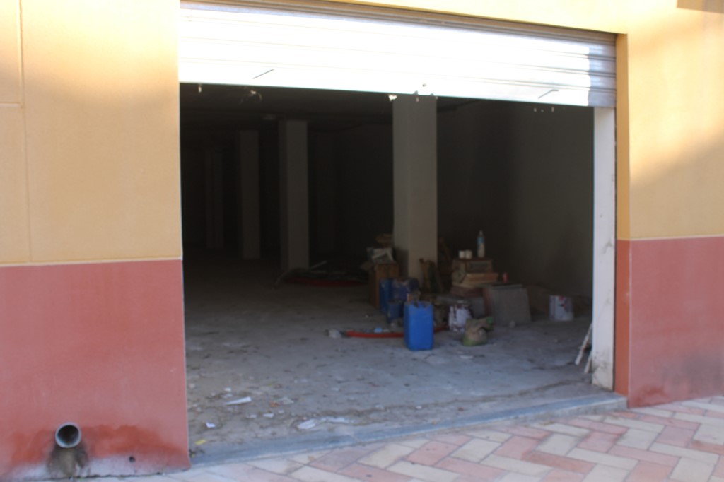 Local en Monóvar/Monòver, Alicante/Alacant