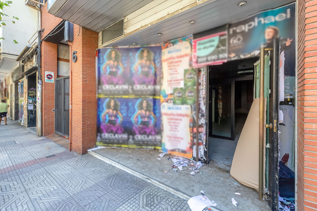 Local en Cáceres, Cáceres