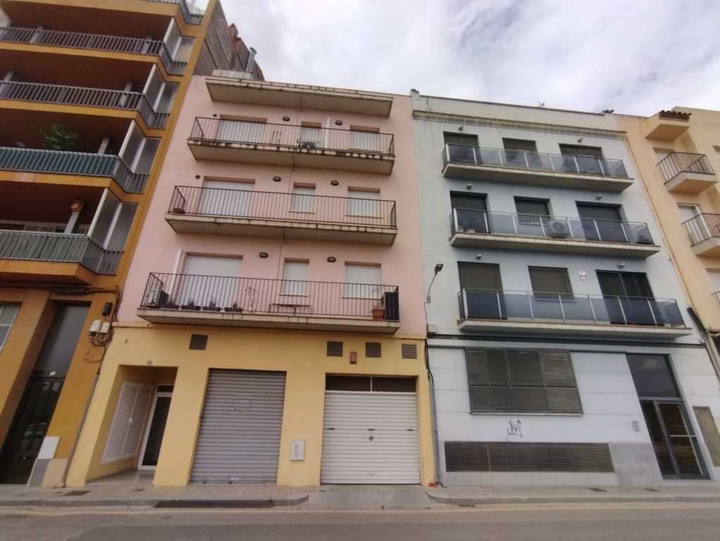 C/ Progres y Carre Far D´Emporda 