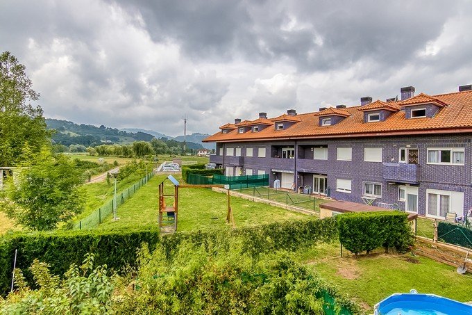 C/ Pomaluengo - Urb Residencial Pisueña -