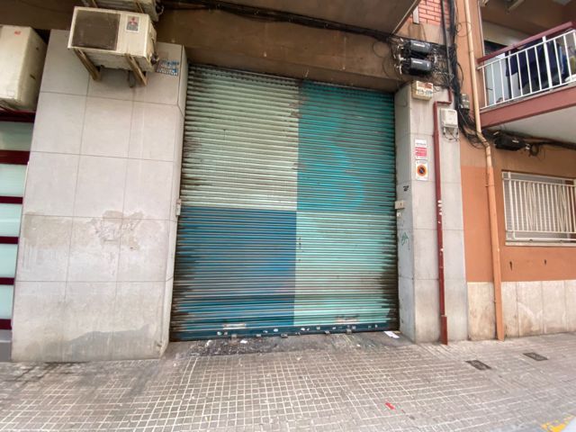 Local en Cornellà de Llobregat, Barcelona