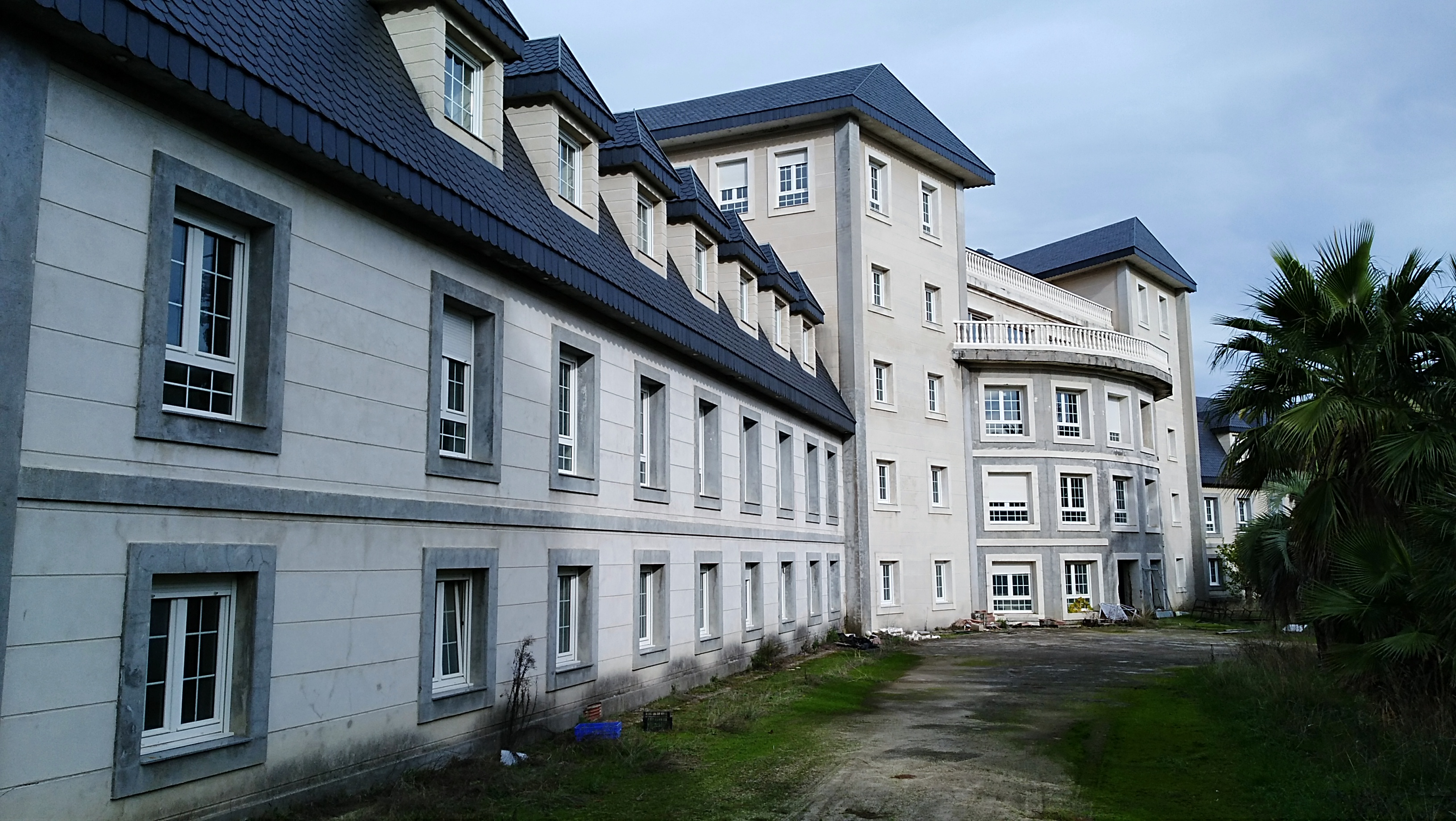Edificio en Mombeltrán, Ávila