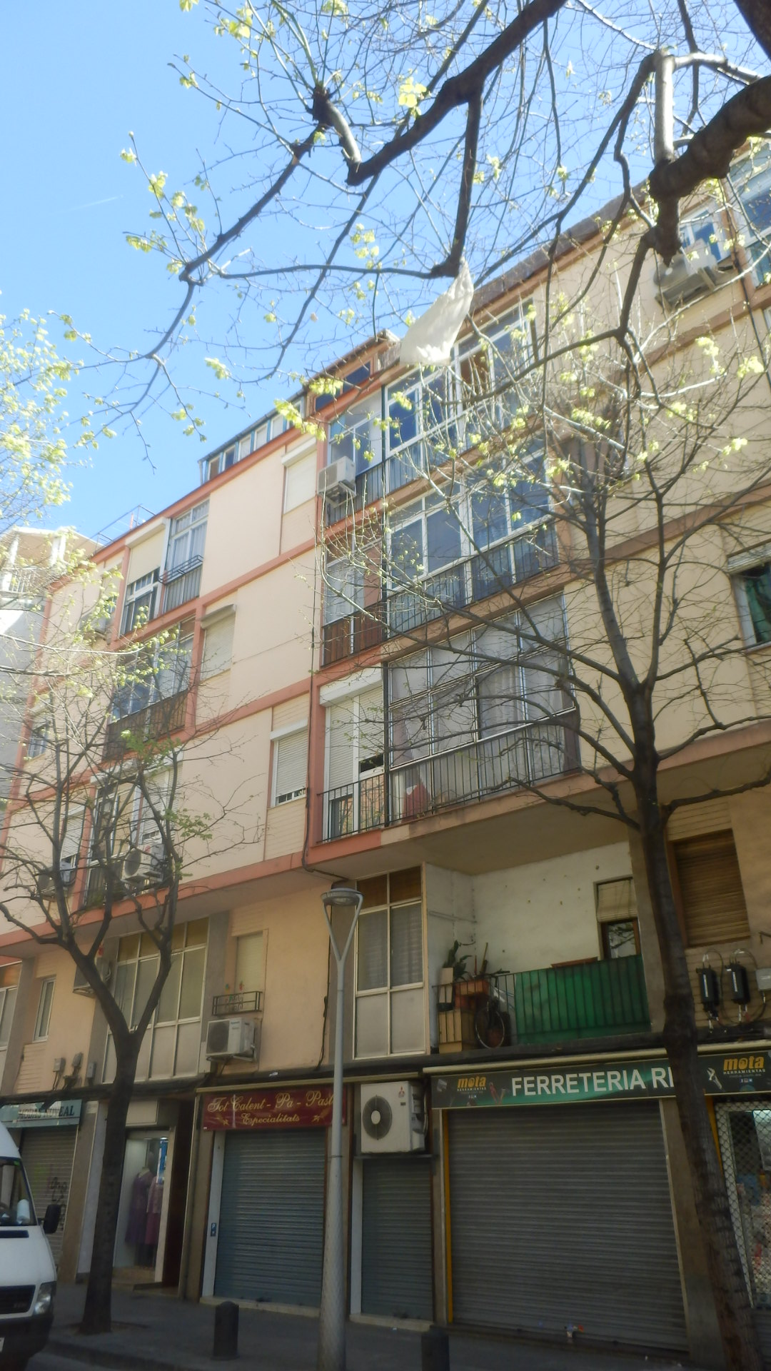 Vivienda en Santa Coloma de Gramenet, Barcelona