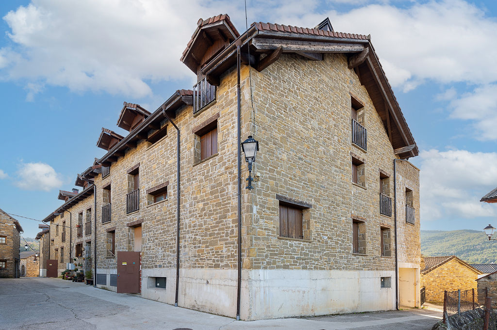 Edificio en Esposa, Huesca