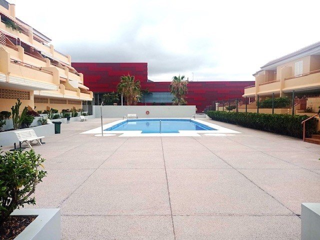 Av Rosa de los Vientos                          -  Res Parque Galeón  -