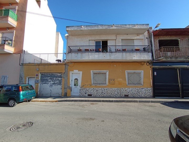 C/ Almoradí