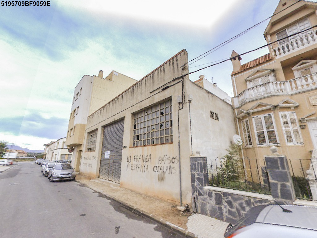 Edificio en Amposta, Tarragona