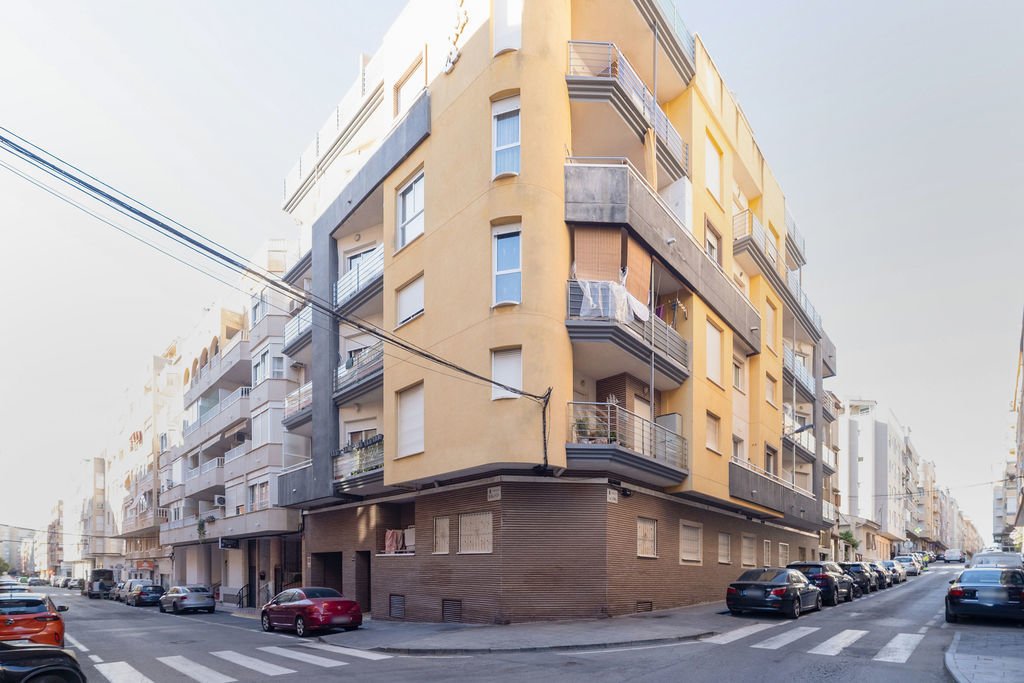C/ Bergatín