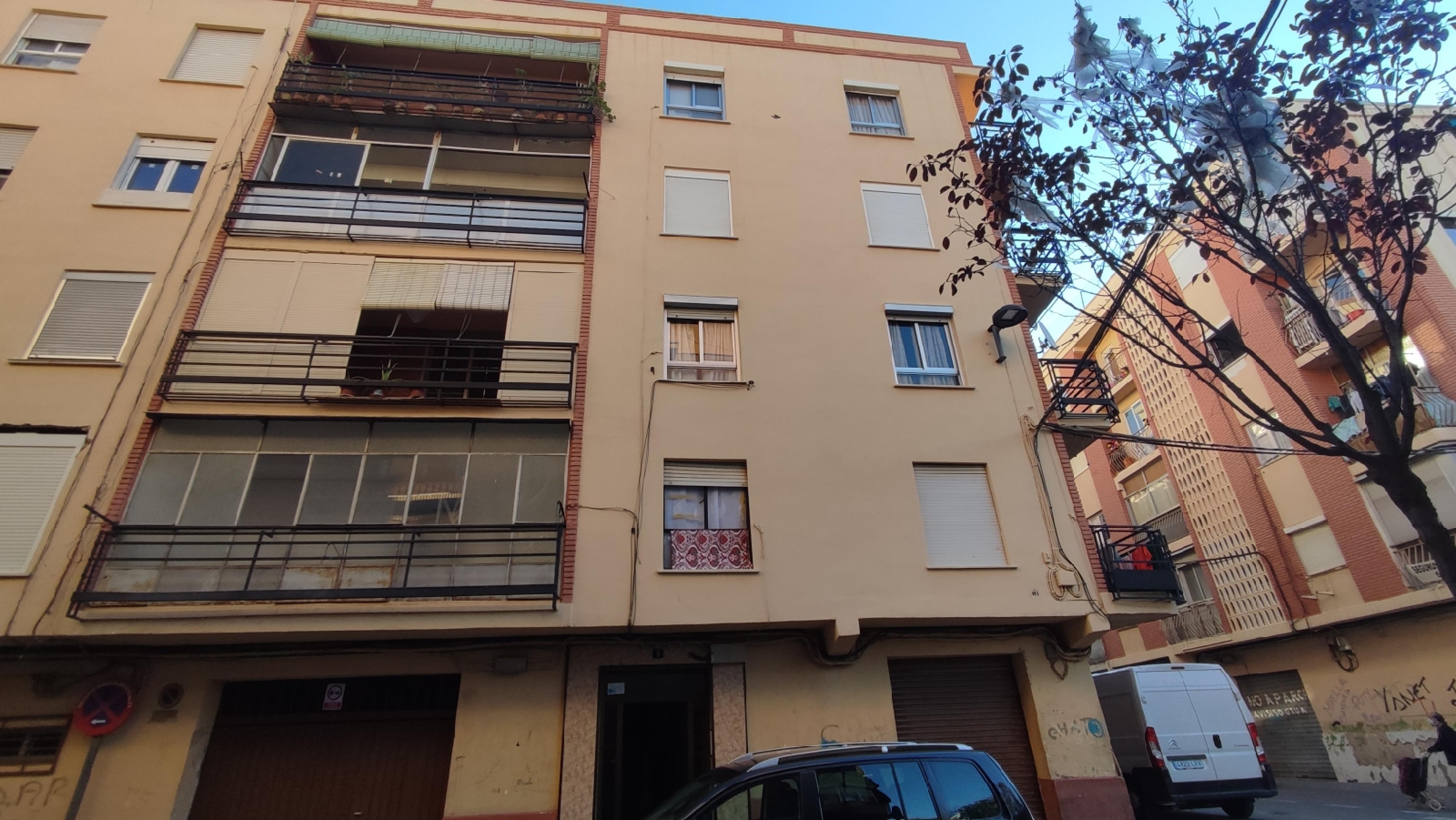 Local en Torrent, Valencia