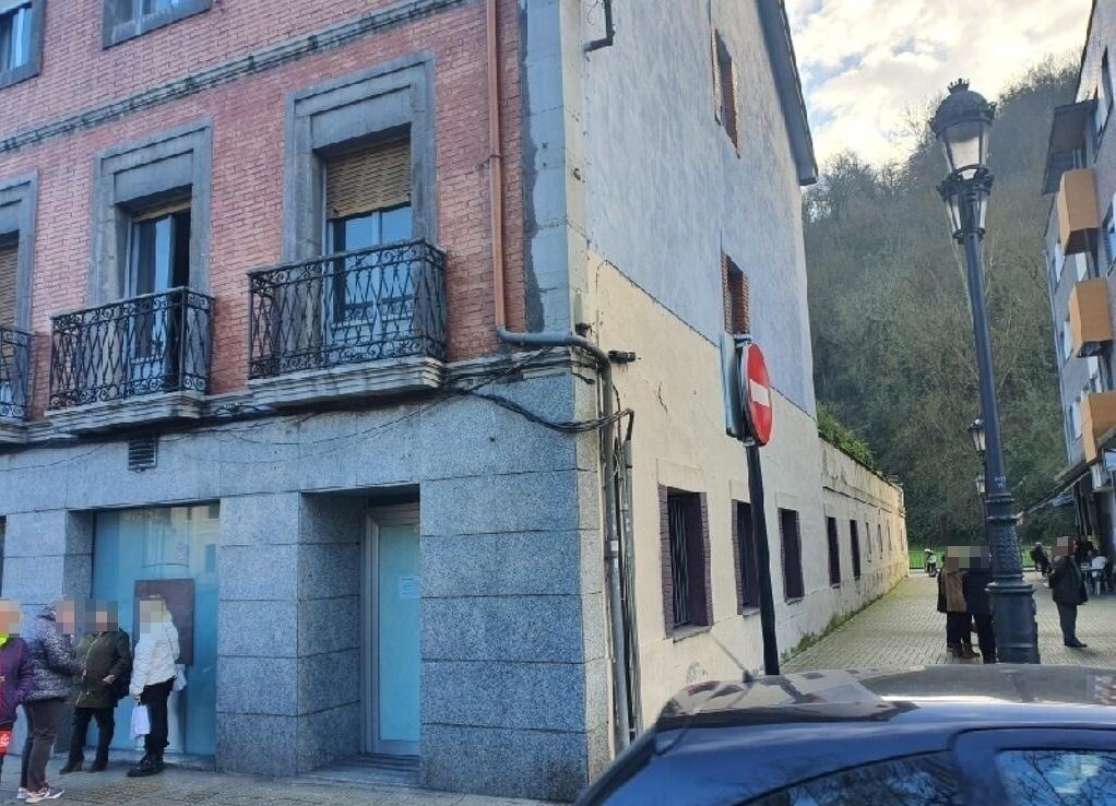 Local en Oviedo, Asturias