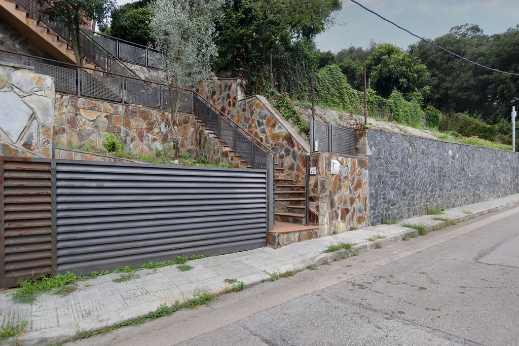C/ Baix Ebre, 