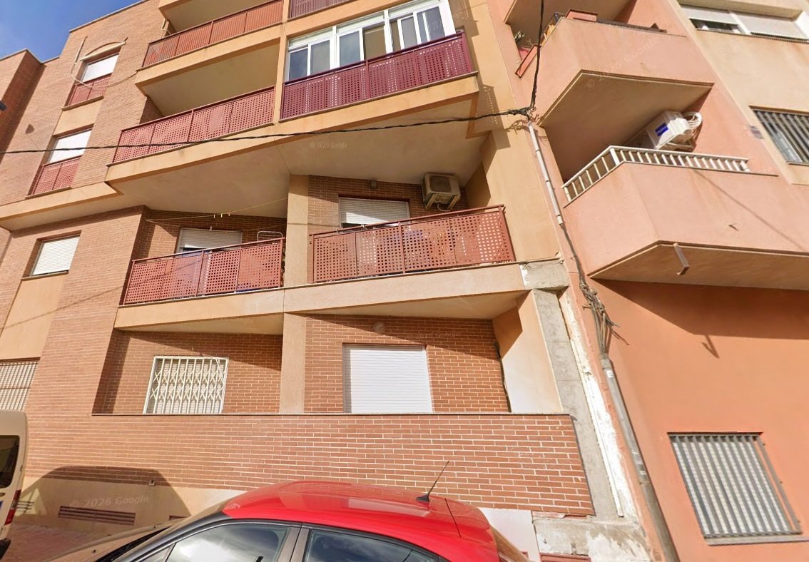 Calle Lardines - Edif Principado Azul -