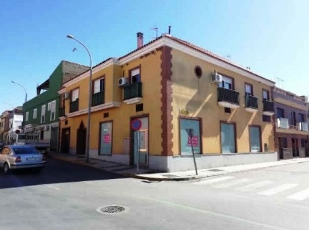 Local en Badajoz, Badajoz