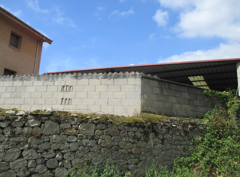 Garaje en Piloña, Asturias