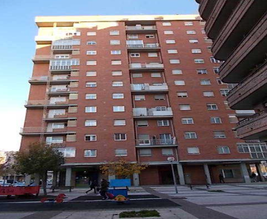 Garaje en Vitoria-Gasteiz, Álava