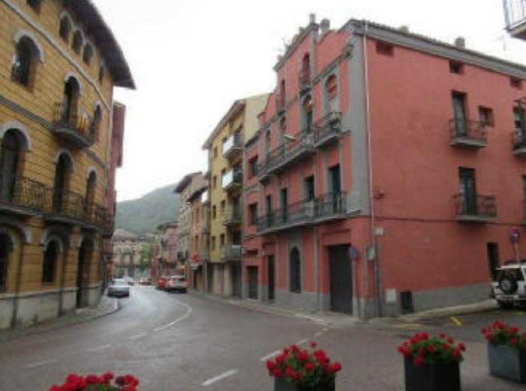 Garaje en Ripoll, Girona