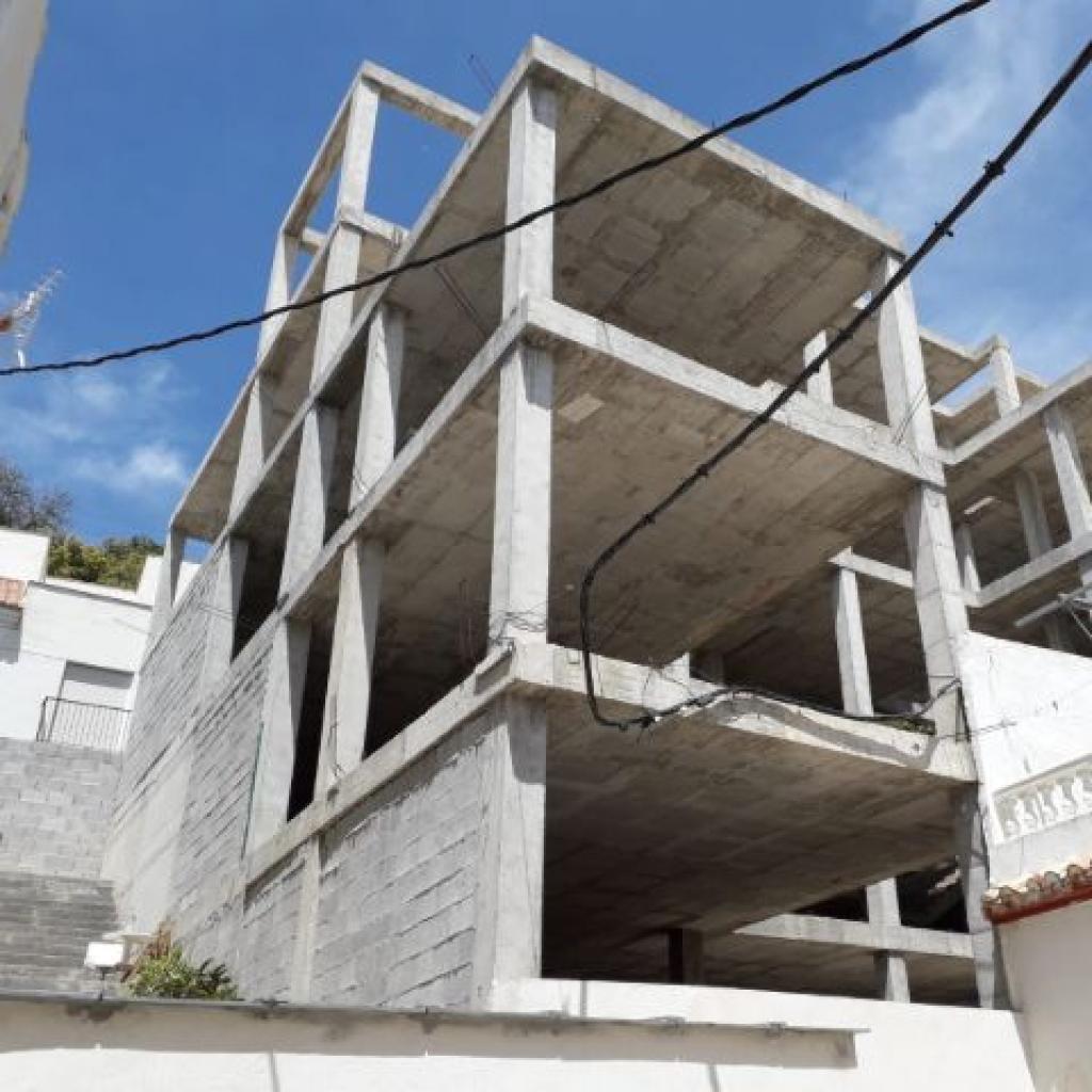 En Construccion en Lanjarón, Granada