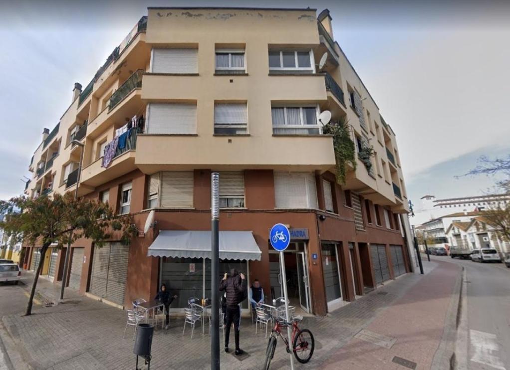 Garaje en Banyoles, Girona