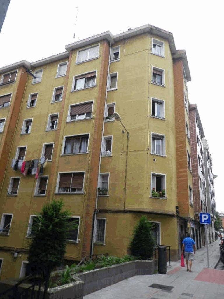 Lauaxeta
