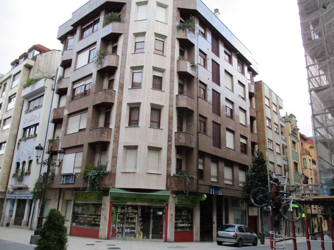 Garaje en Oviedo, Asturias