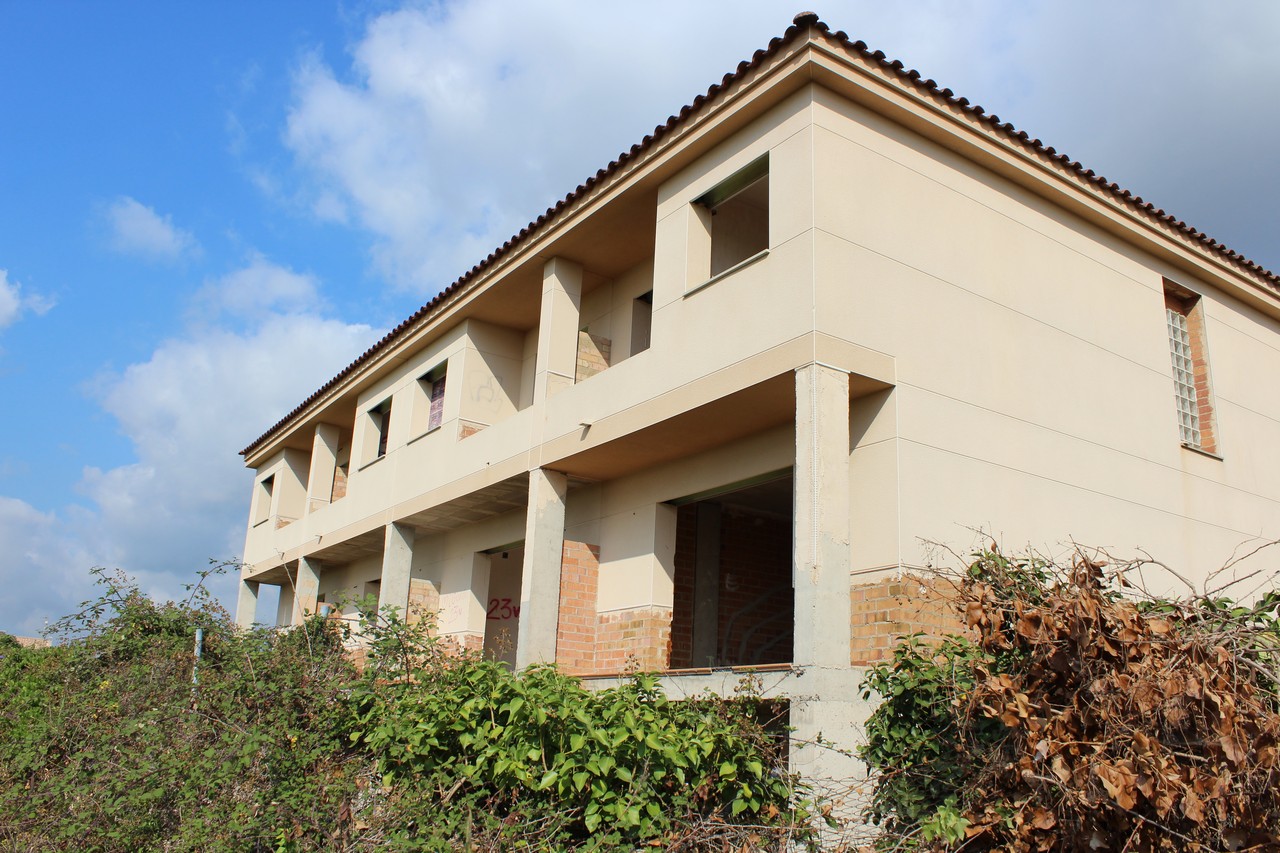 En Construccion en Santa Oliva, Tarragona