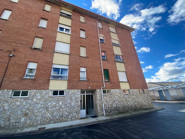 Vivienda en Santibáñez de la Peña, Palencia